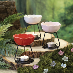 Ceramic Flower WWax Melter lifestyle