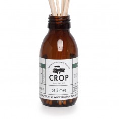 Sloe - Crop Reed Diffuser in Brown Jar