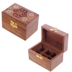 Wooden Box For Essential Oils x6 open and closed