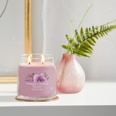 Yankee Candle Signature Wild Orchid Medium Jar Lifestyle